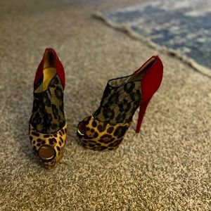 Cheetah and lace Christian Louboutin